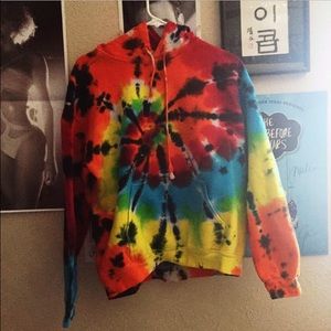 SPIRAL TIE DYE HOODIE