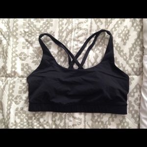 EUC Lululemon Energy Bra SZ 8 Black