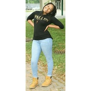 Meet your Posher, Destiny