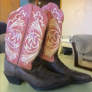 Ariat Cowgirl Boots