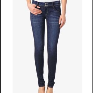 NWOT Hudson Collin Skinny Jean size 25
