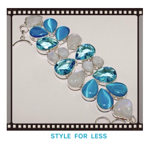 MOONSTONES, BLU TOPAZ & SILVER Faceted Necklace