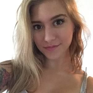 Meet your Posher, Jenny