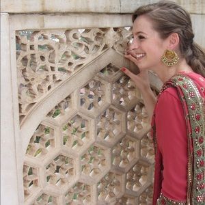 Meet your Posher, Jillian