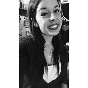 Meet your Posher, Katelynn