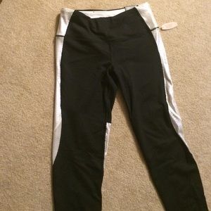 Victoria's Secret Pants - VS knockout tights Victoria's Secret Pants - VS knockout tights