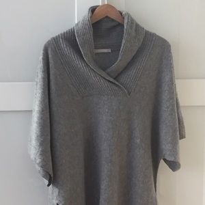 Stefanel light grey sweater.