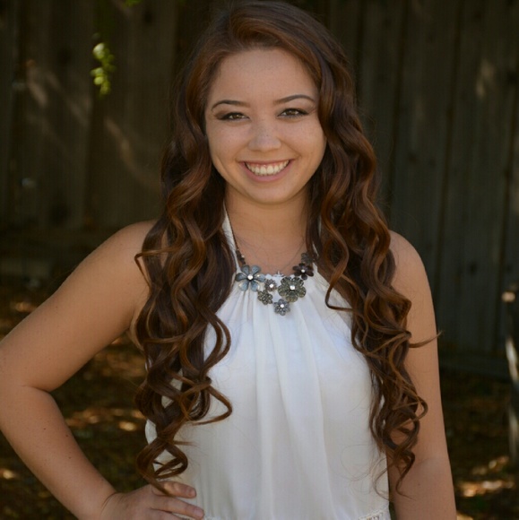 Meet your Posher, Melissa