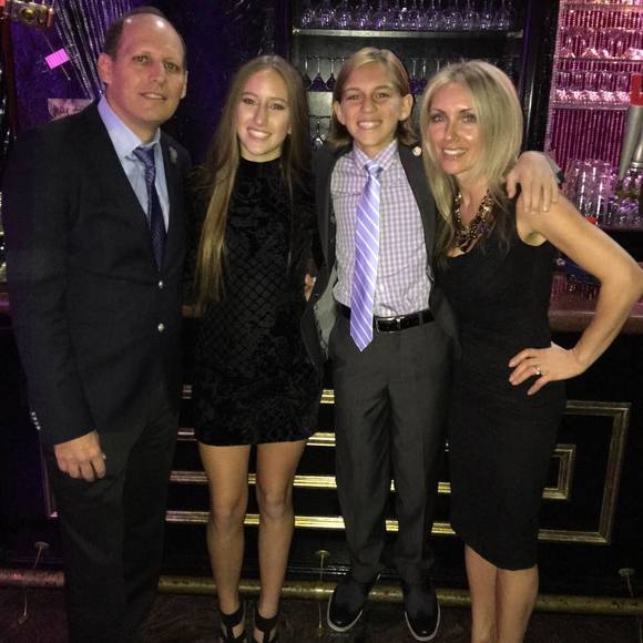 Meet your Posher, Robert - Picture 1 of 1