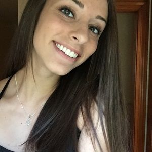 Meet your Posher, Julianne