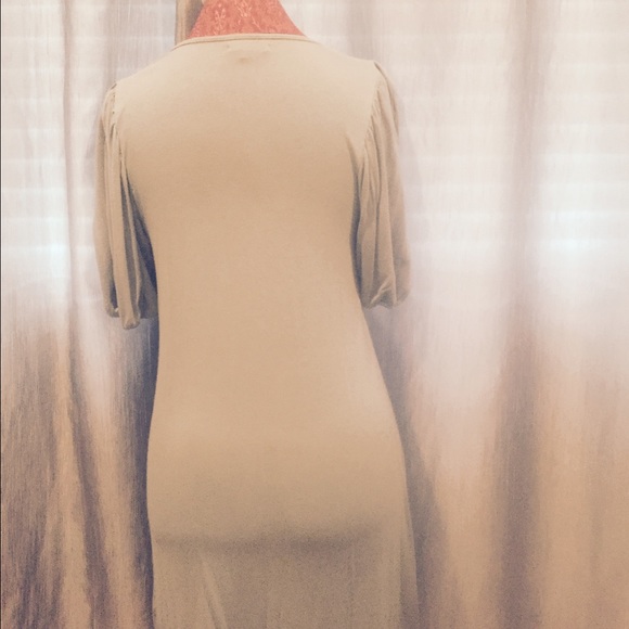 Gray, green dress - Picture 3 of 4