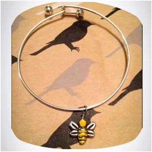 Silver-toned bangle with honeybee charm 🐝