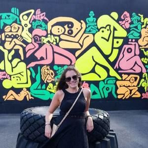 Meet your Posher, Danielle