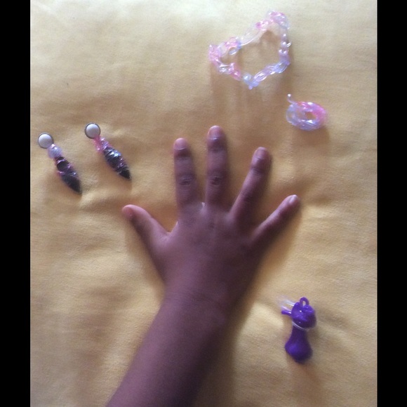 Rilan's by my hands these are made