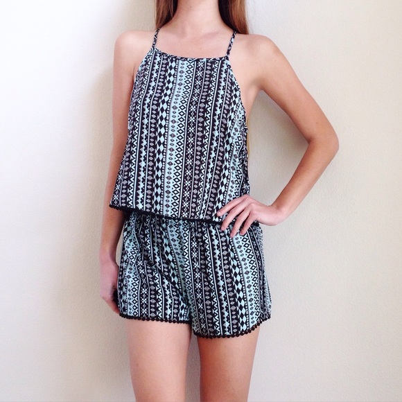 | new | teal and black patterned shorts - Picture 3 of 4