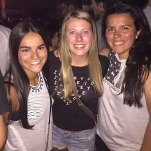 Meet your Posher, Natalie