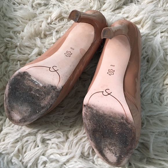 Joan and David shoes - Picture 3 of 4