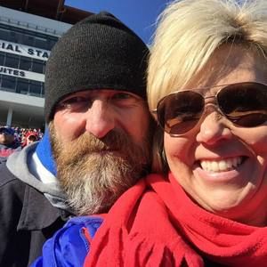 Meet your Posher, Leigh