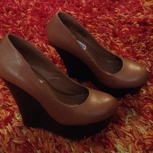 Steve Madden platform wedge