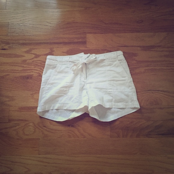 New York & Company white shorts
