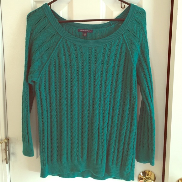 Warm, American Eagle sweater - Picture 1 of 1
