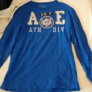 American Eagle long sleeve. Size large
