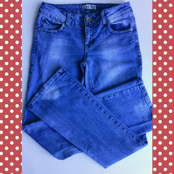 L.e.i. Jeans