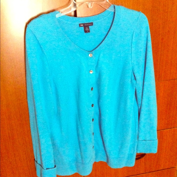 Gap L Button Down Cardigan