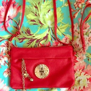💋Red Faux Leather Sholder or Wristlet