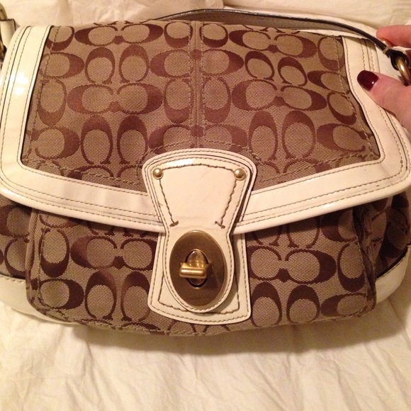 Large Coach purse.