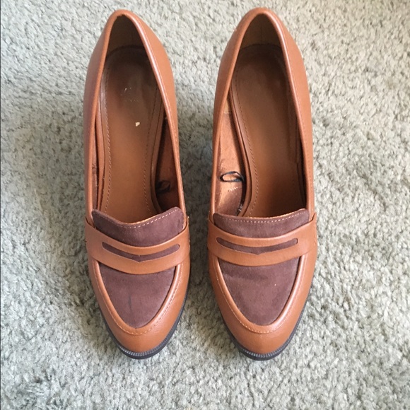 Oxford pumps
