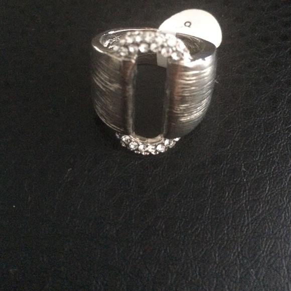 Ring - Picture 2 of 3