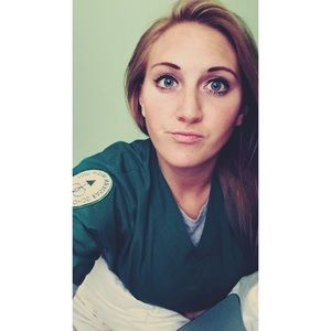 Meet your Posher, Jaclyn