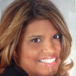 Meet your Posher, Mirta