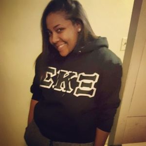 Meet your Posher, Daniella