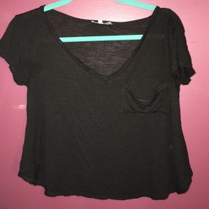 NWOT Black pocket crop top