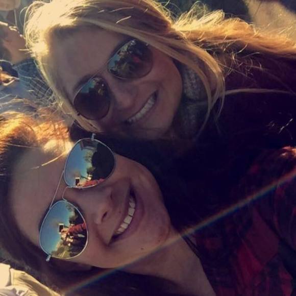 Meet your Posher, Saleste