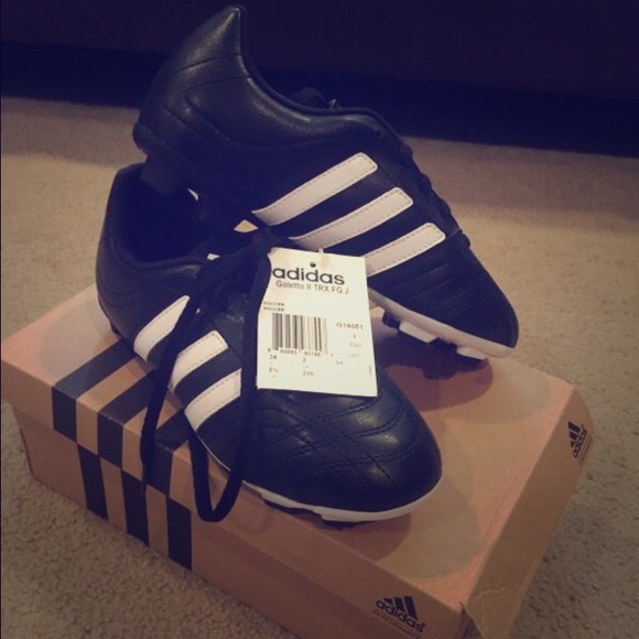 ** SOLD** Adidas Soccer Cleats Goletto II TRX FG J