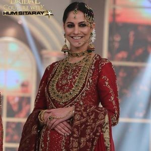 Meet your Posher, Amina