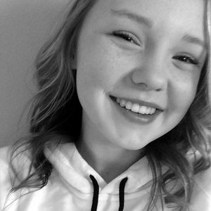 Meet your Posher, Macy