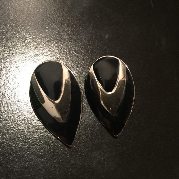 Retro Teardrop Earrings - Picture 1 of 2