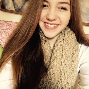 Meet your Posher, Catherine