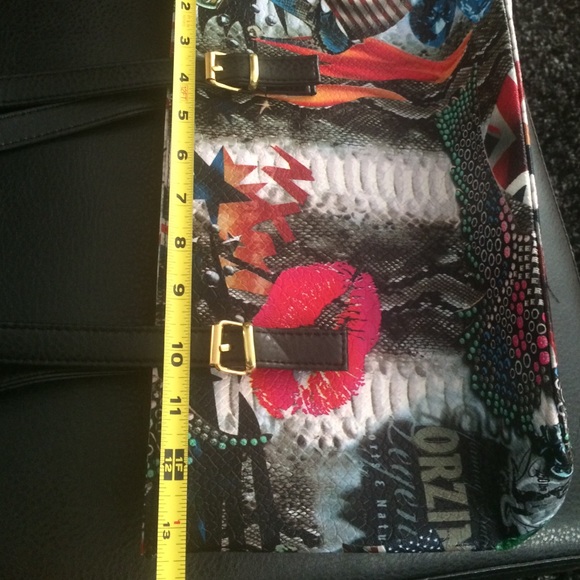 Graphic Bag - Picture 3 of 4