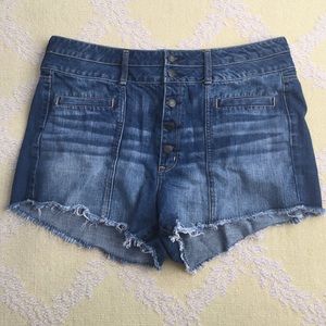 AE Size 18 medium wash denim high waisted shorts