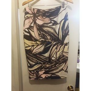 I hour sale!! Floral print pencil skirt