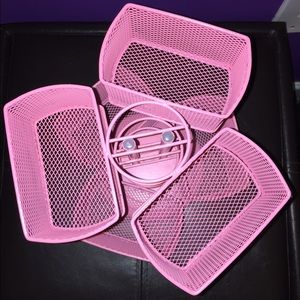 ON HOLD Makeup Carol Sole