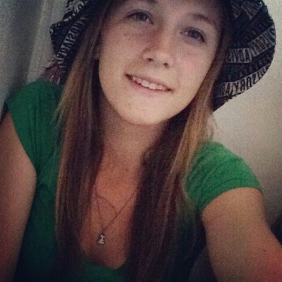 Meet your Posher, Haley