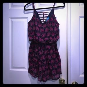 Navy blue romper w/ little pink elephants 🐘