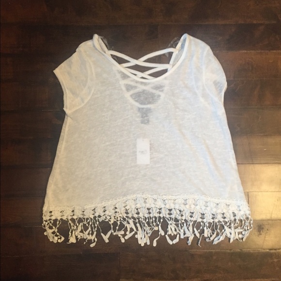 Rue 21 Fringe Top - Picture 2 of 4