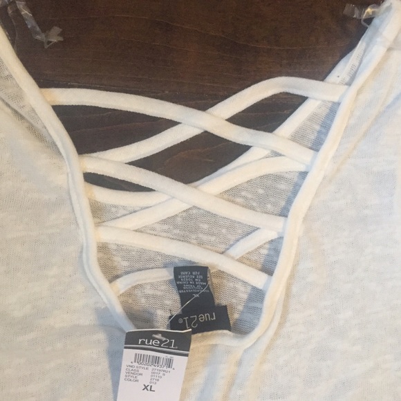 Rue 21 Fringe Top - Picture 4 of 4